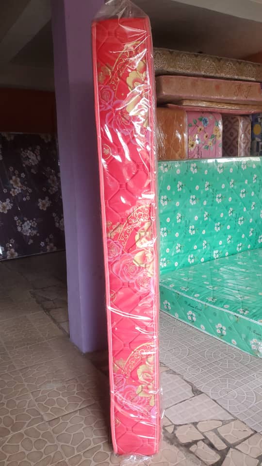 4ft by 6ft by 8inches Mattress - Image 2